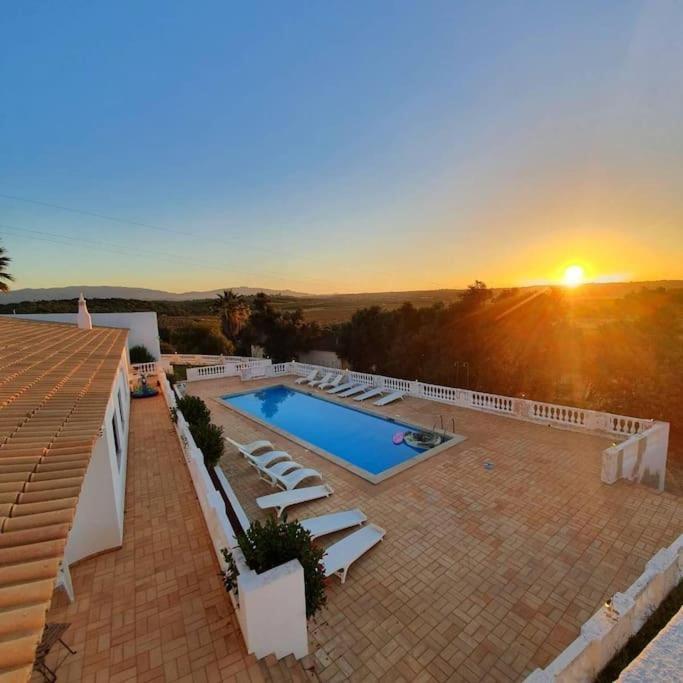 Blue Skies Villas 1&2 Mexilhoeira Grande Esterno foto