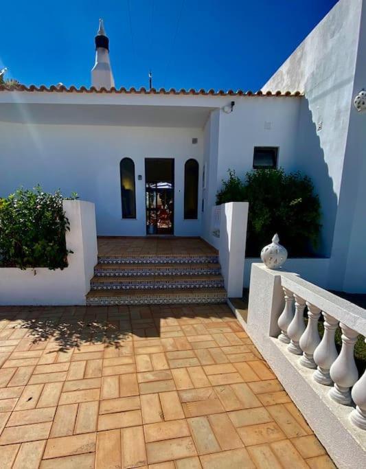 Blue Skies Villas 1&2 Mexilhoeira Grande Esterno foto