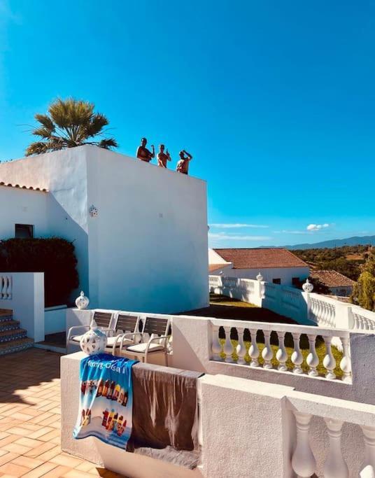 Blue Skies Villas 1&2 Mexilhoeira Grande Esterno foto